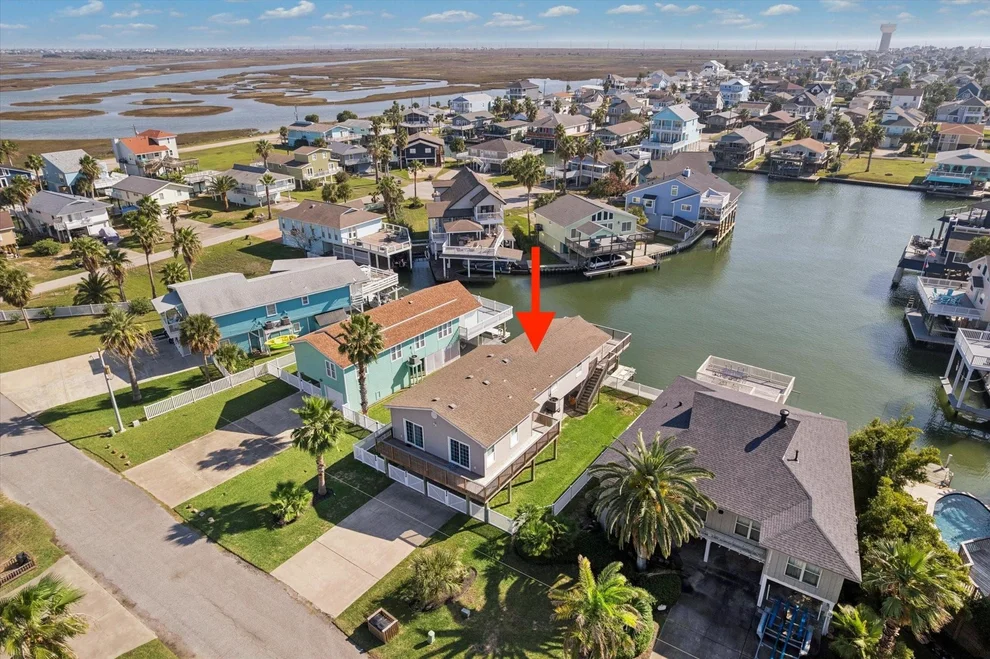 Unit for sale at 16537 Tortuga Way, Jamaica Beach, TX 77554