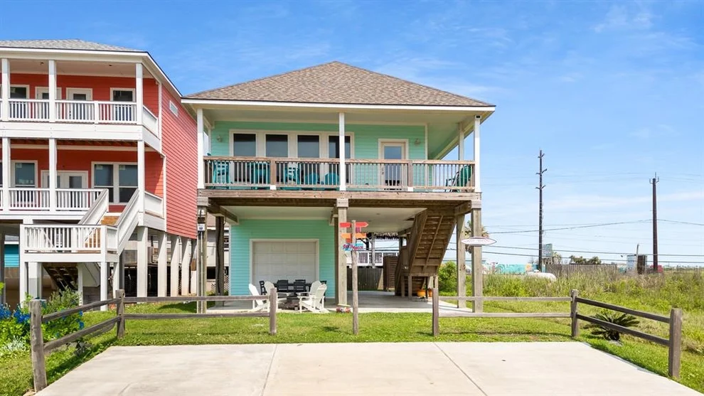 Unit for sale at 17514 Bristow Drive, Galveston, TX 77554