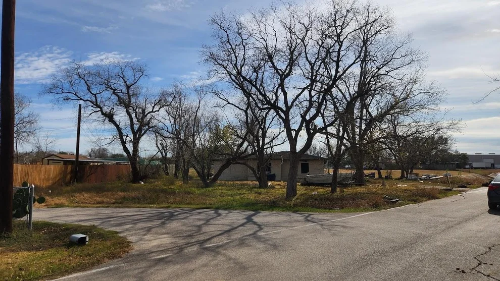 Unit for sale at 309 Canniff Road, Houston, TX 77587
