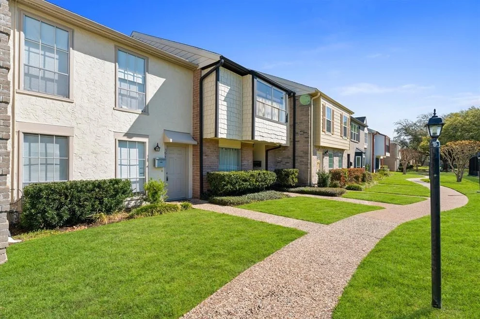 Unit for sale at 10345 Longmont Drive, Houston, TX 77042