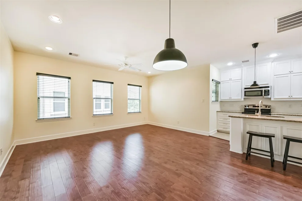 Unit for sale at 242 Lenox Street, Houston, TX 77011