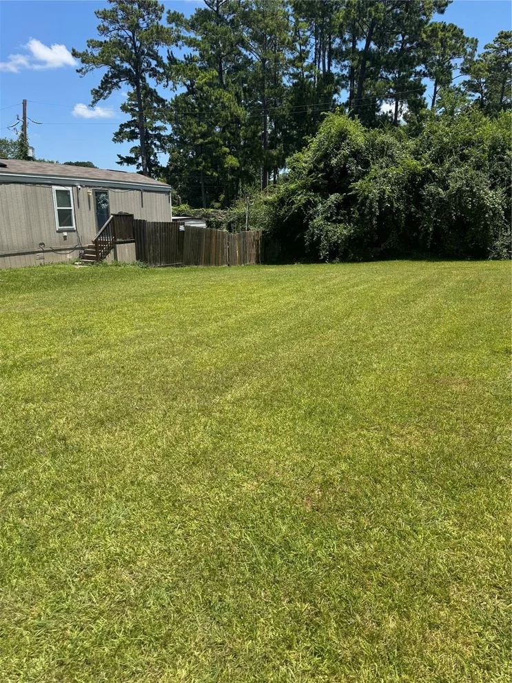 Unit for sale at 13915 Anchor Court, Willis, TX 77318