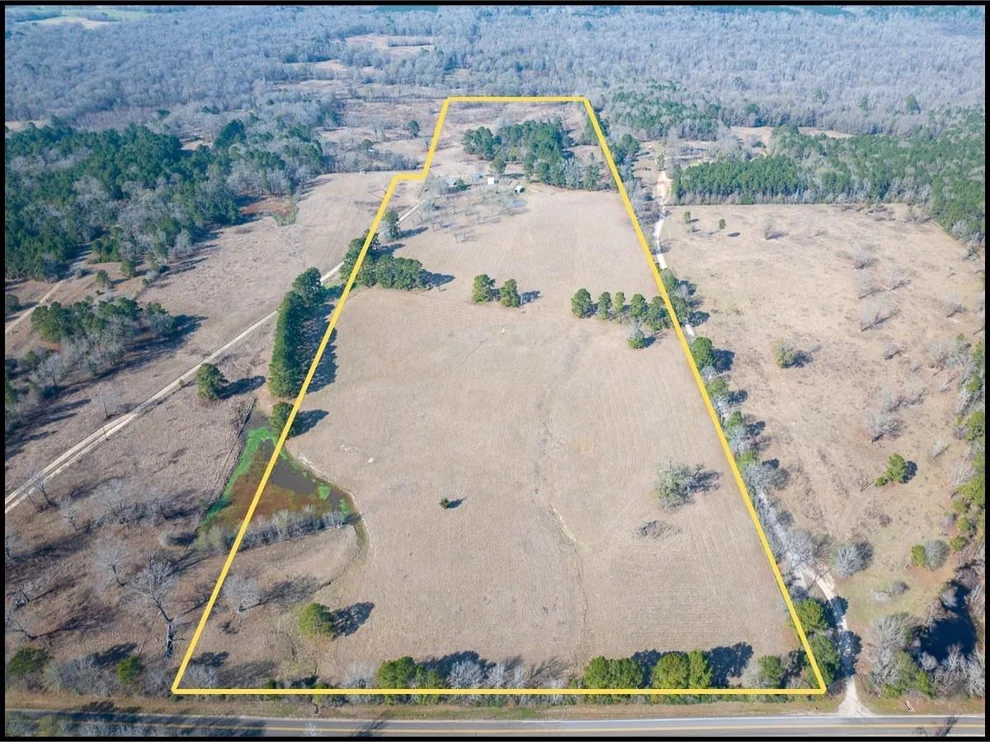 Unit for sale at 1 Fm 328, Huntington, TX 75949