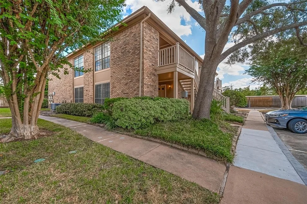 Unit for sale at 1311 Antoine Drive, Houston, TX 77055
