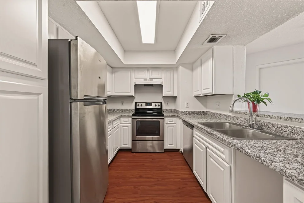 Unit for sale at 2818 S Bartell Drive, Houston, TX 77054