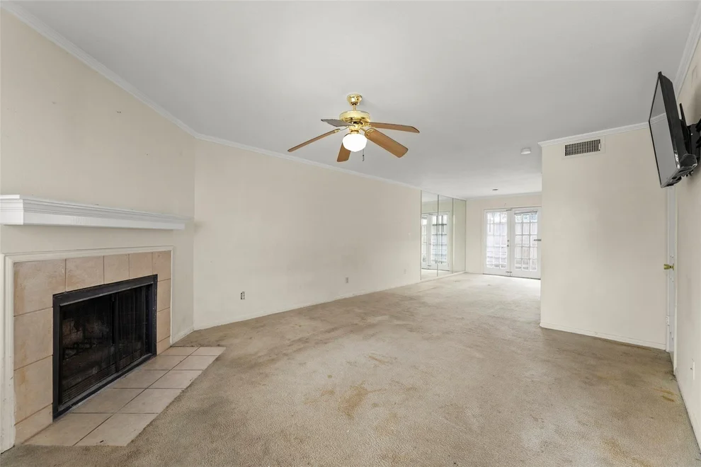 Unit for sale at 14600 Fonmeadow Drive, Houston, TX 77035