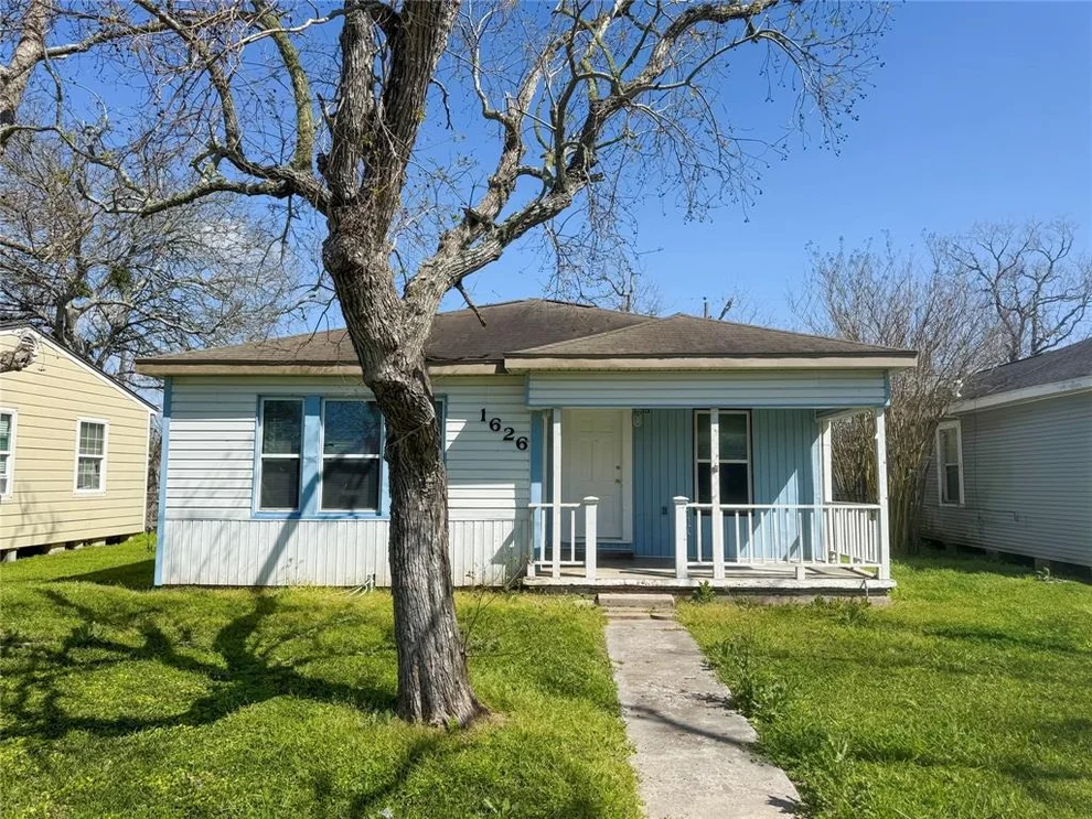 Unit for sale at 1626 W 6th Street, Freeport, TX 77541
