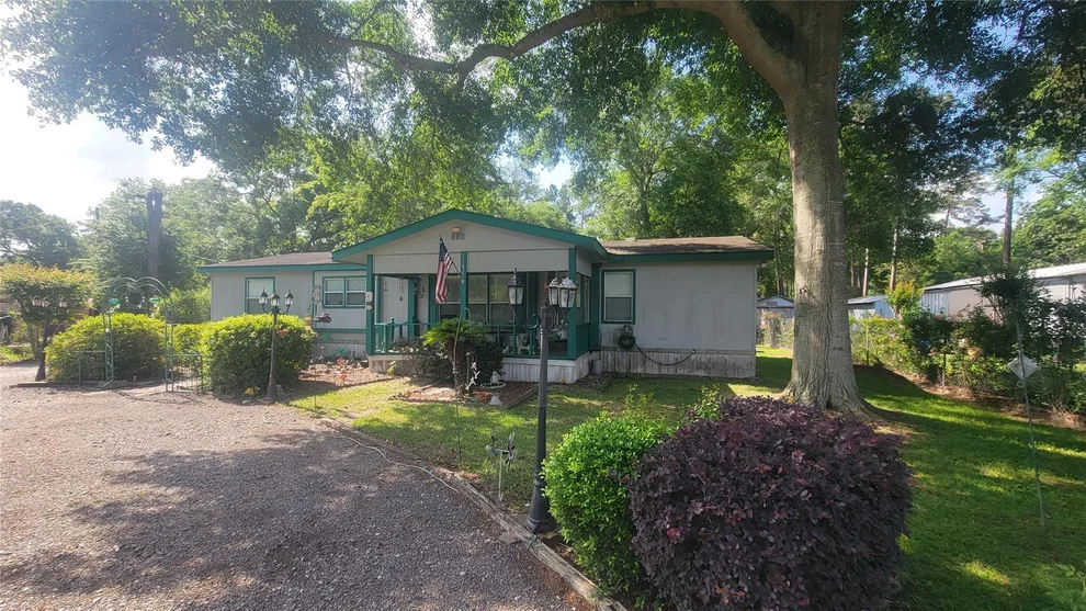 Unit for sale at 17822 Shaw Circle, Conroe, TX 77302