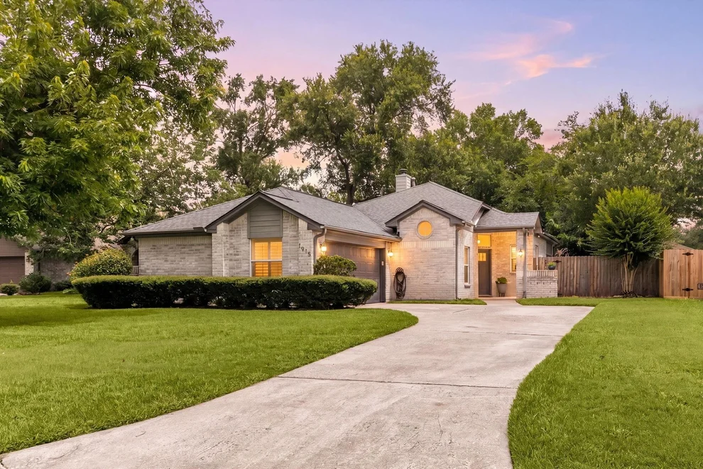 Unit for sale at 1915 Mercoal Drive, Spring, TX 77386