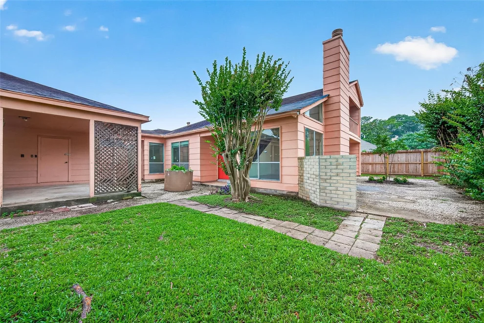 Unit for sale at 12510 Sungate Lane, Houston, TX 77071