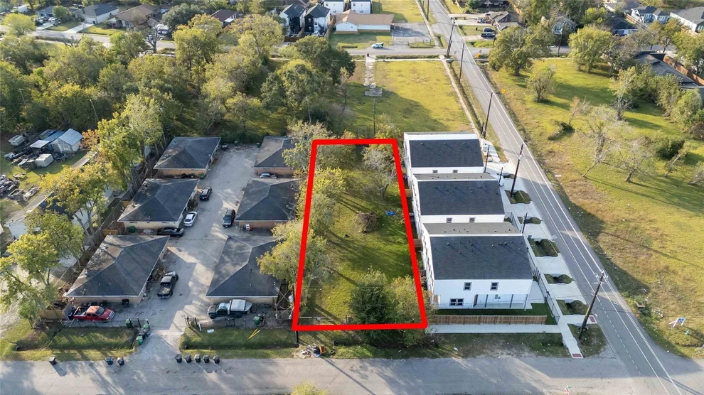 Unit for sale at 5006 Carmen Street, Houston, TX 77033