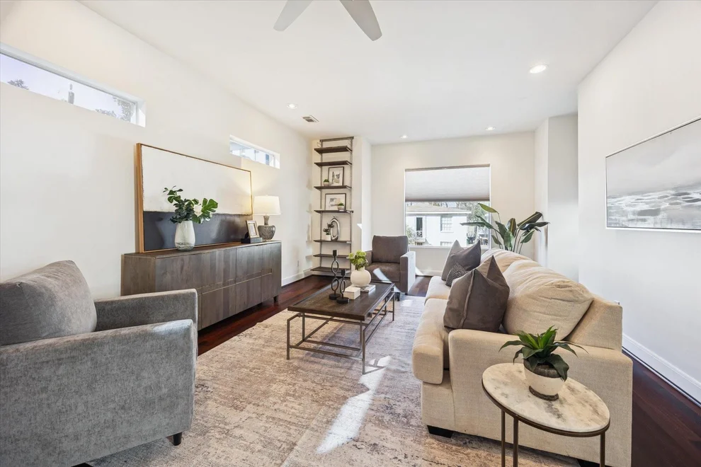 Unit for sale at 1821 W Main Street, Houston, TX 77098