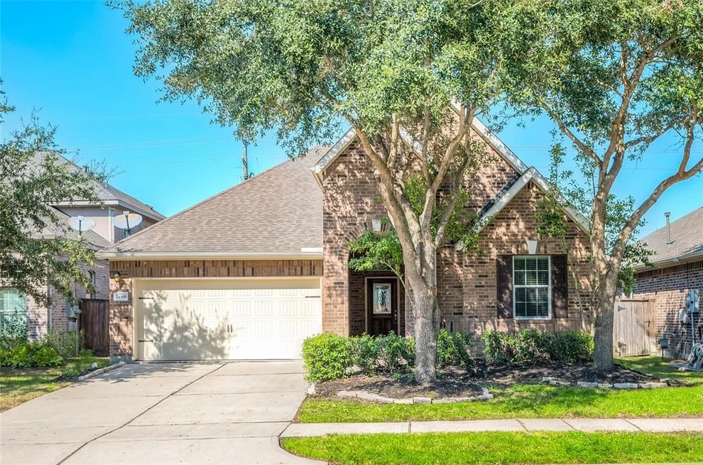Unit for sale at 24506 Bella Veneza Drive, Richmond, TX 77406