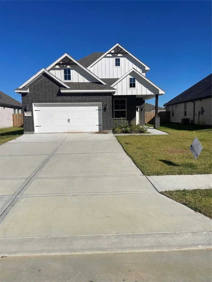 Unit for sale at 322 Little Spring Court, Anahuac, TX 77514