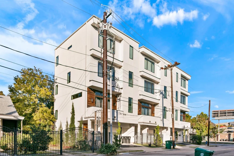 Unit for sale at 608 Oakley Street, Houston, TX 77006
