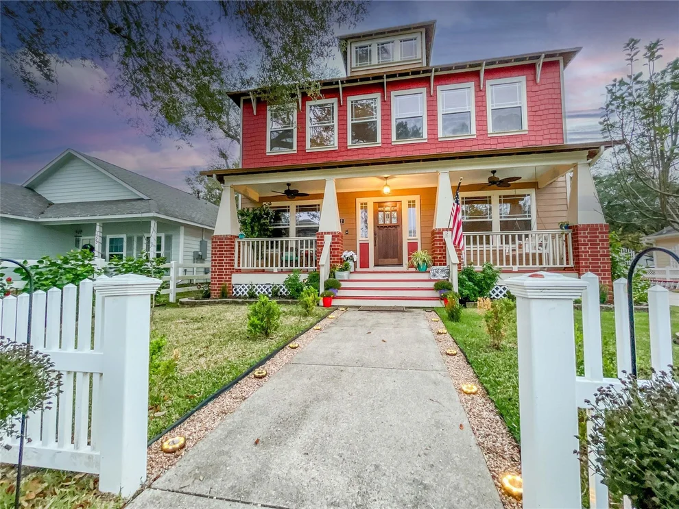 Unit for sale at 157 Lower Borondo, La Marque, TX 77568