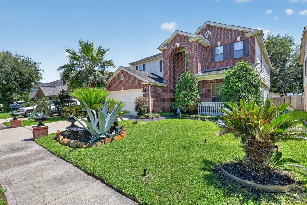 Unit for sale at 506 Remington Chase Court, Houston, TX 77073