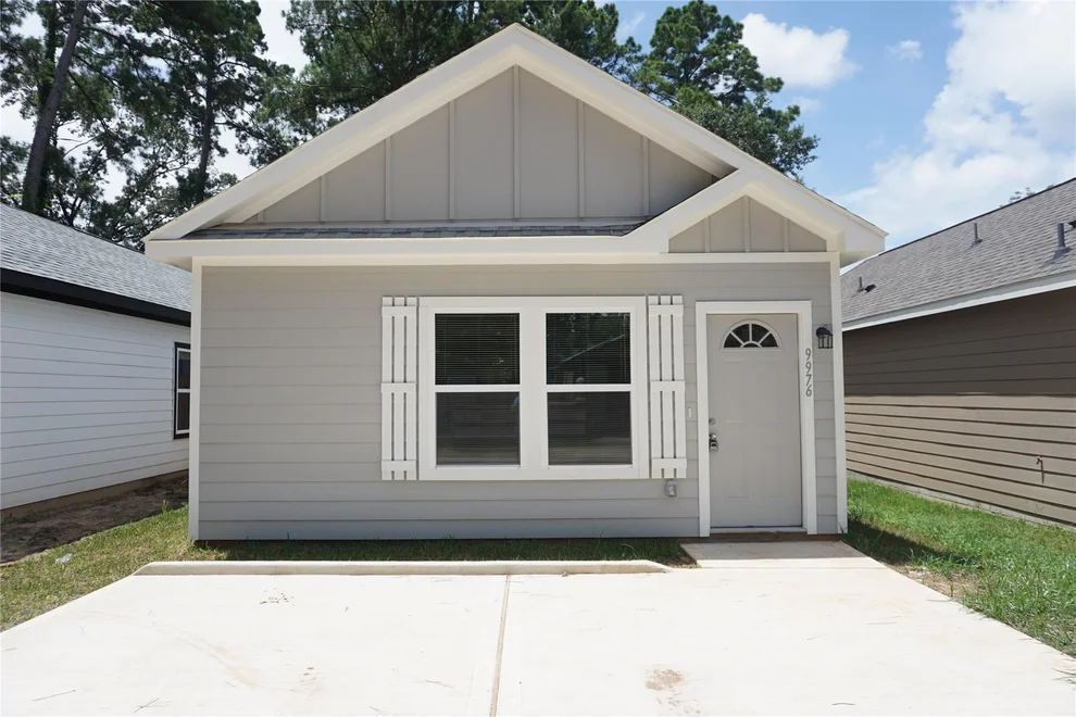 Unit for sale at 11847 Nelwood Street, Willis, TX 77318
