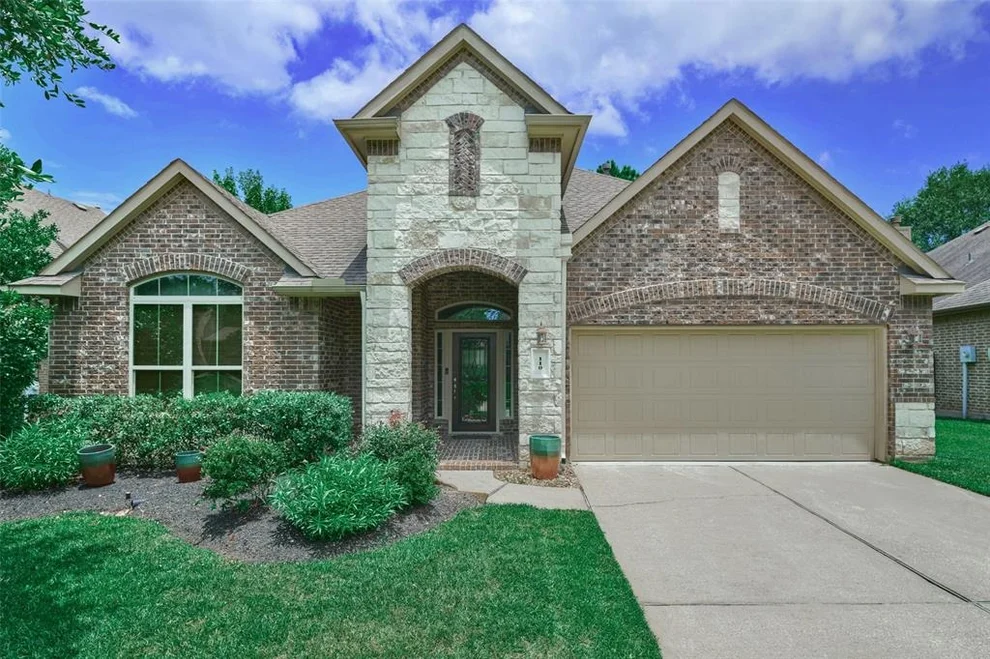Unit for sale at 110 Grazing Field Drive, Conroe, TX 77384