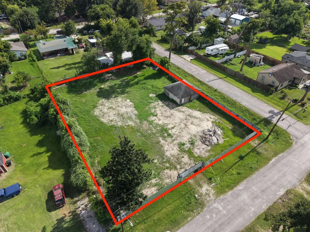 Unit for sale at 6832 Finch Street, Houston, TX 77028