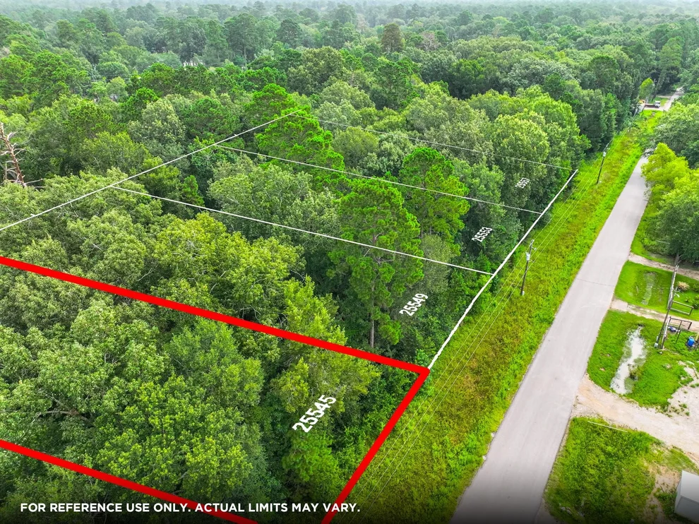 Unit for sale at 25557 Northampton, New Caney, TX 77357