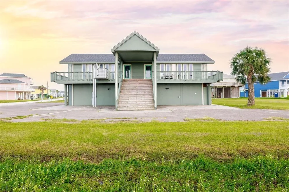 Unit for sale at 3120 Highway 87 Highway, Crystal Beach, TX 77650
