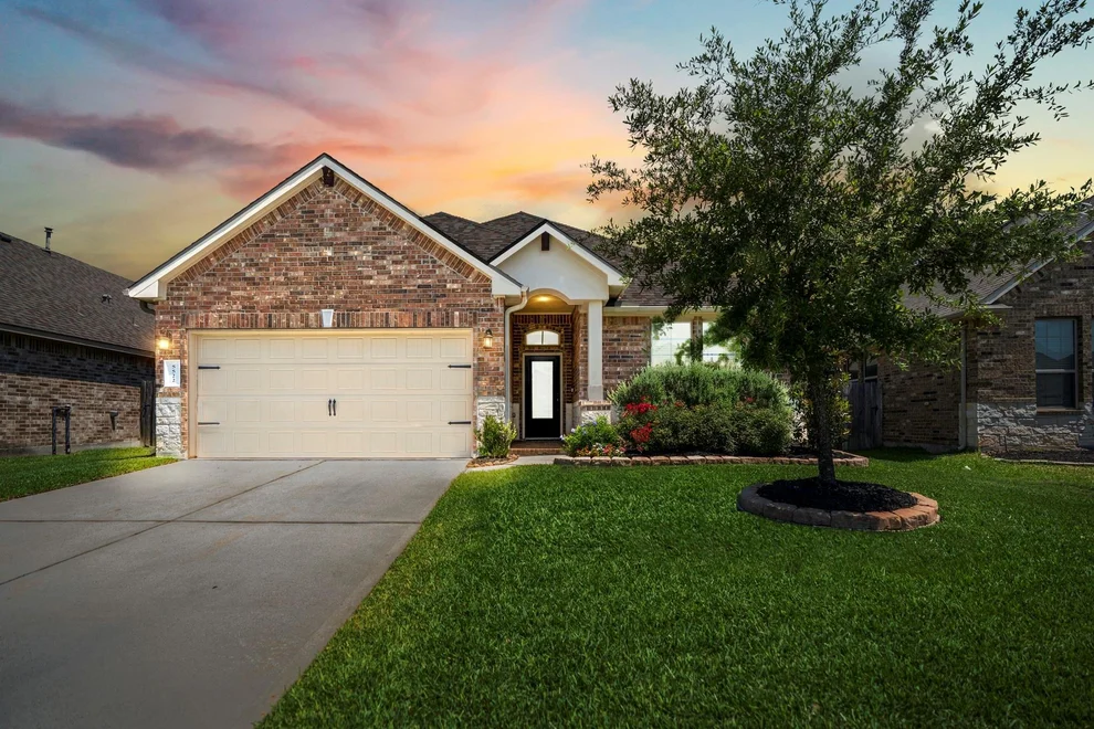 Unit for sale at 5522 Glenfield Spring Lane, Spring, TX 77389