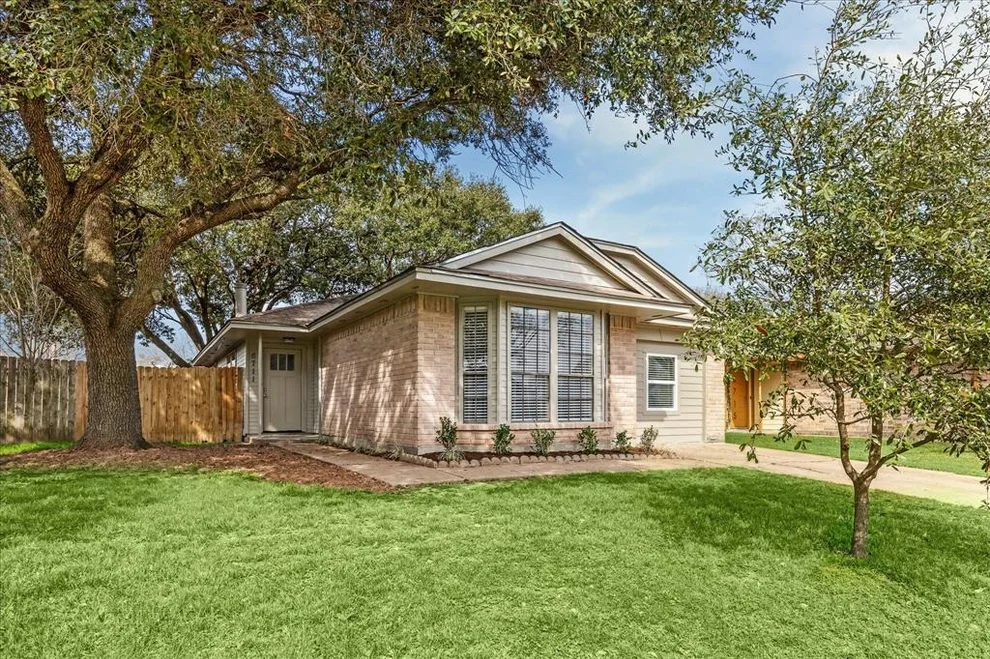 Unit for sale at 6711 Bluebottle Lane, Katy, TX 77449