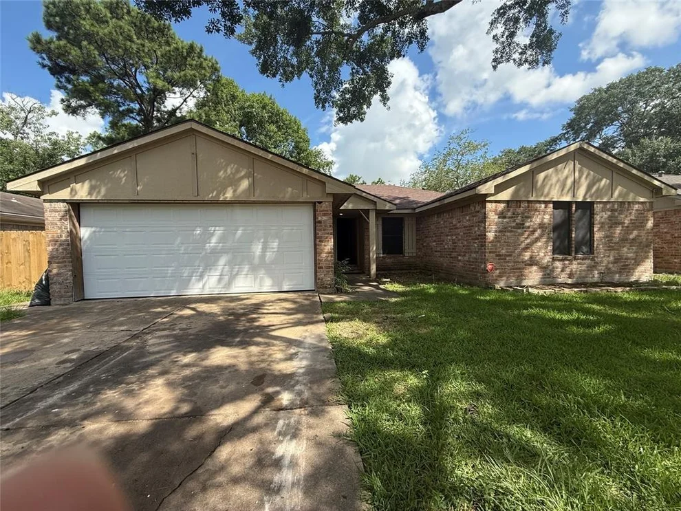 Unit for sale at 22314 Smokey Hill Drive, Katy, TX 77450