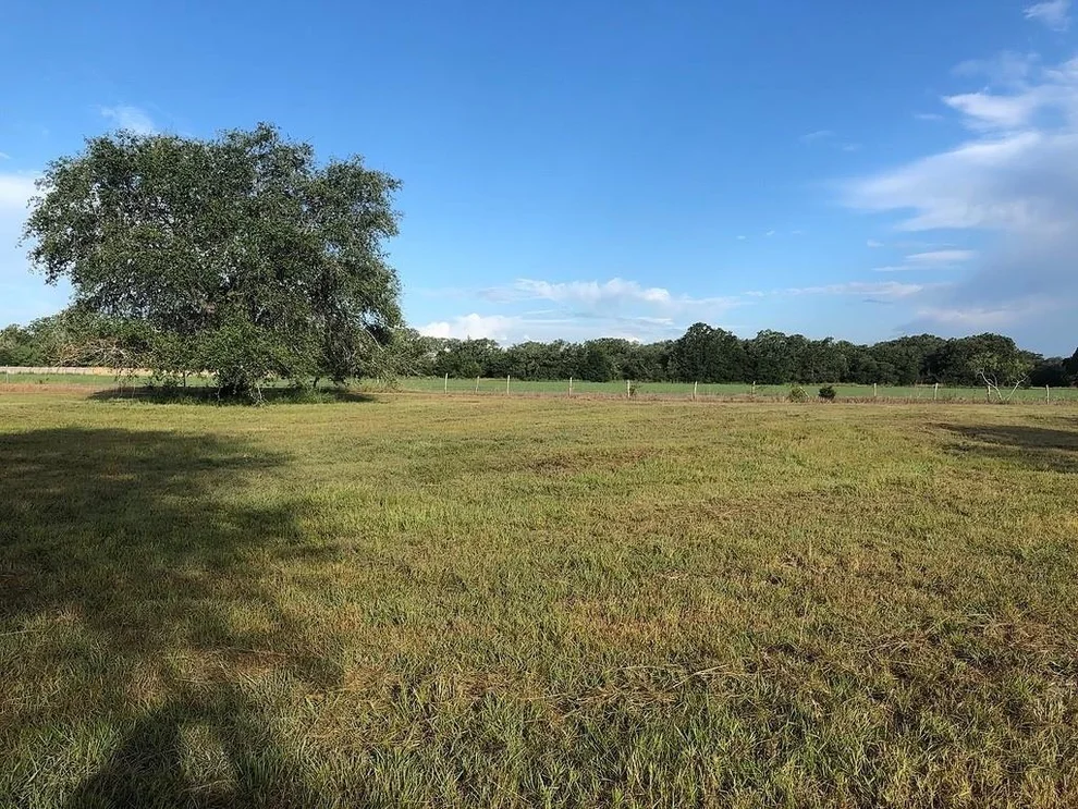 Unit for sale at Lot 1 Pvt 1671, Hallettsville, TX 77964