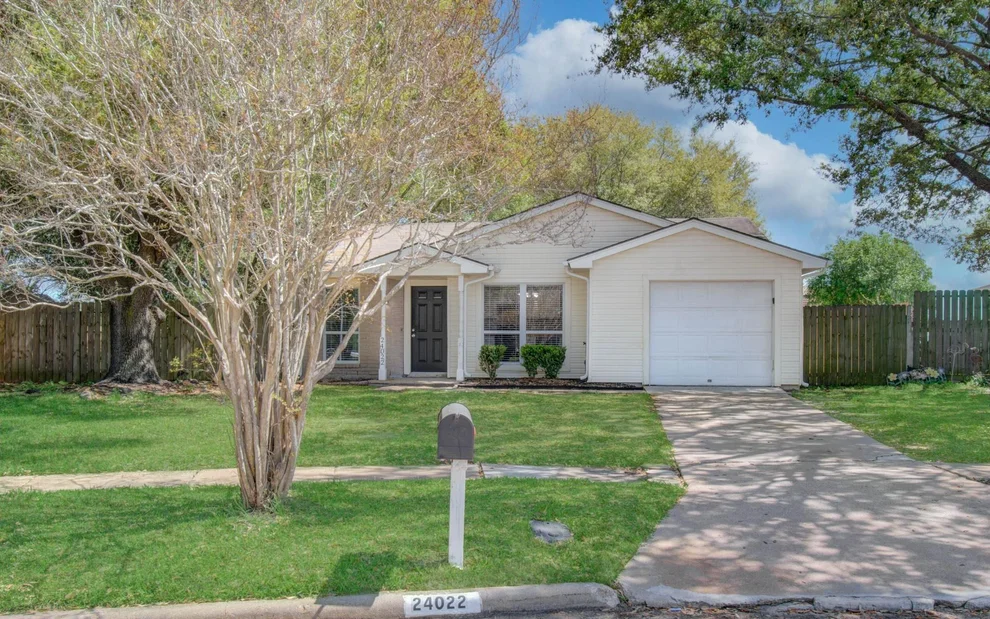 Unit for sale at 24022 Four Sixes Lane, Hockley, TX 77447