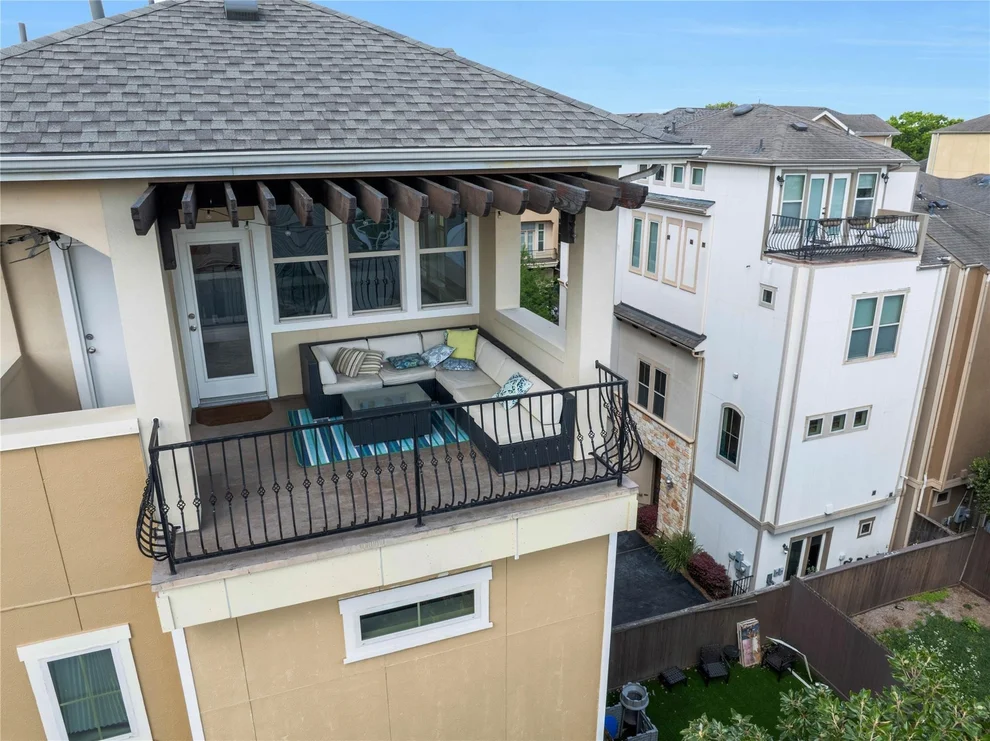 Unit for sale at 5209 Gibson Street, Houston, TX 77007