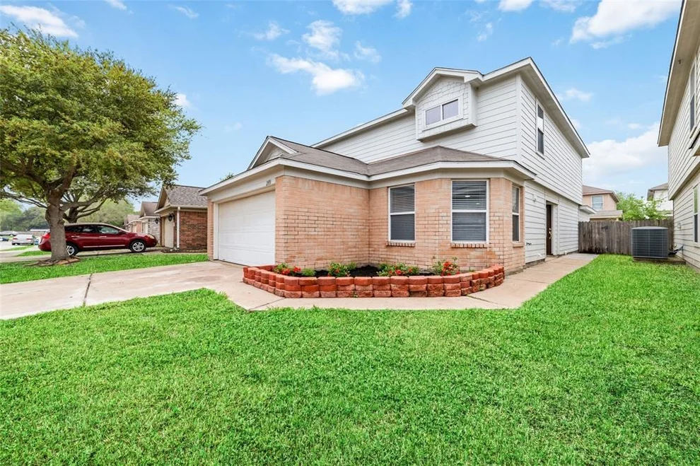 Unit for sale at 2810 Packard Elm Street, Houston, TX 77038
