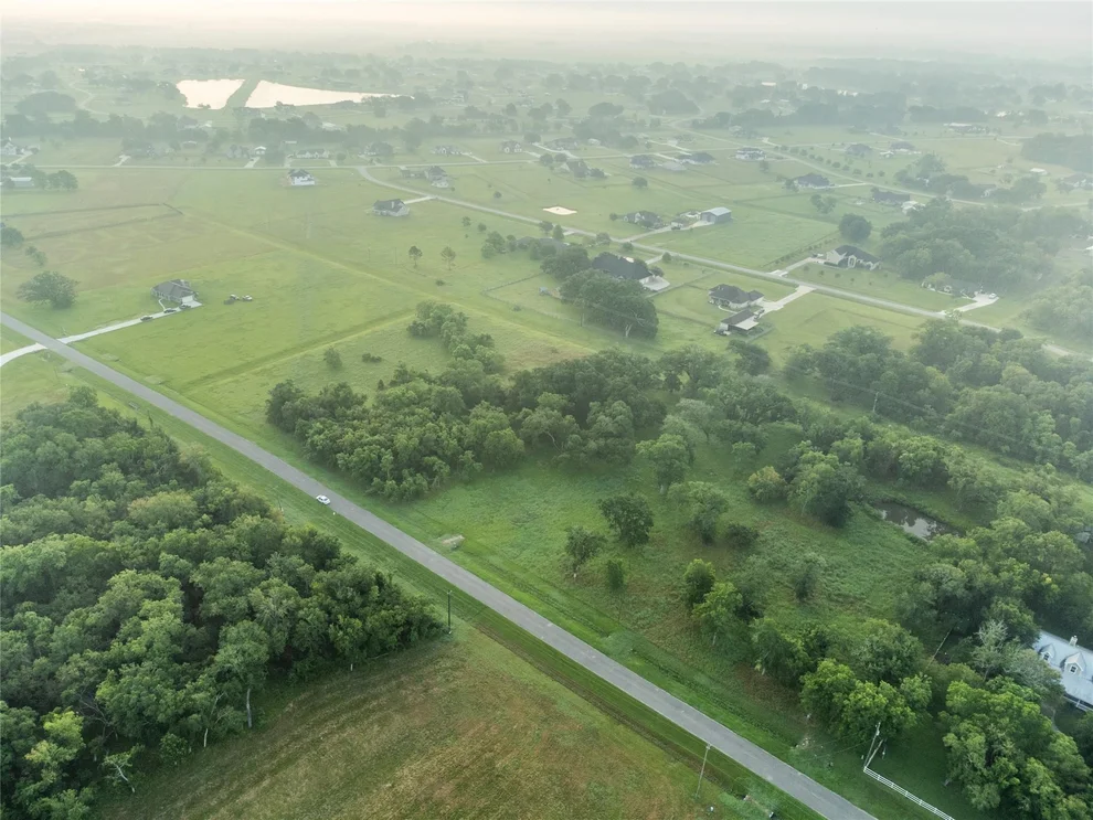 Unit for sale at 814 Cross Timbers Drive, Rosharon, TX 77583