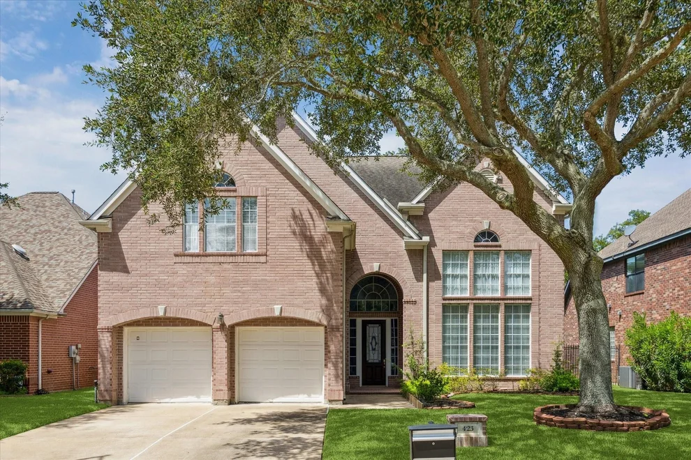 Unit for sale at 423 Brook Shore Court, Sugar Land, TX 77478