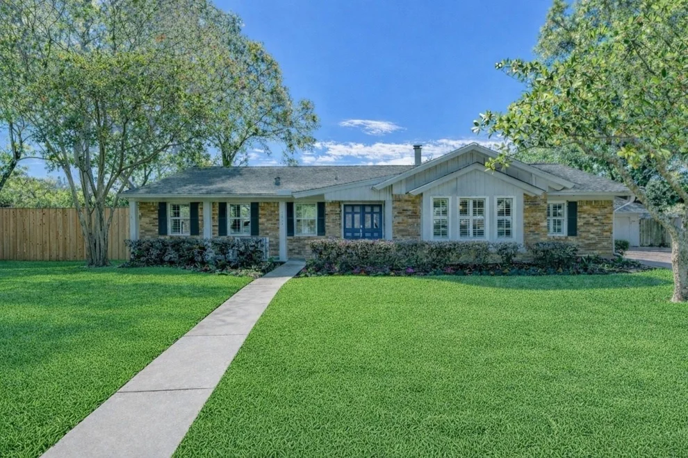 Unit for sale at 7819 Fairdale Lane, Houston, TX 77063