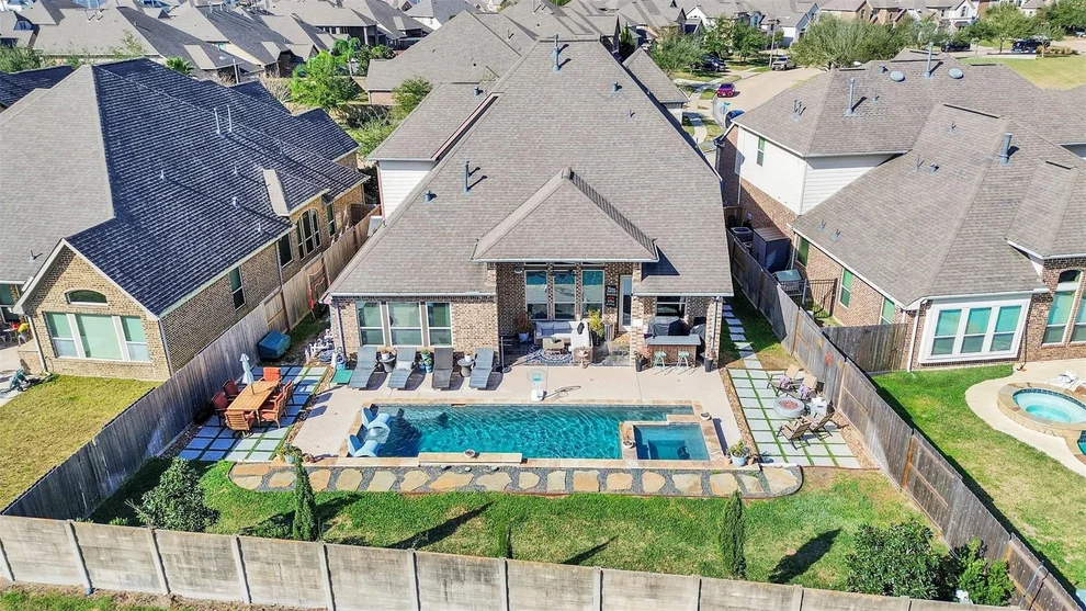 Unit for sale at 2231 Ringwood Way Lane, Friendswood, TX 77546