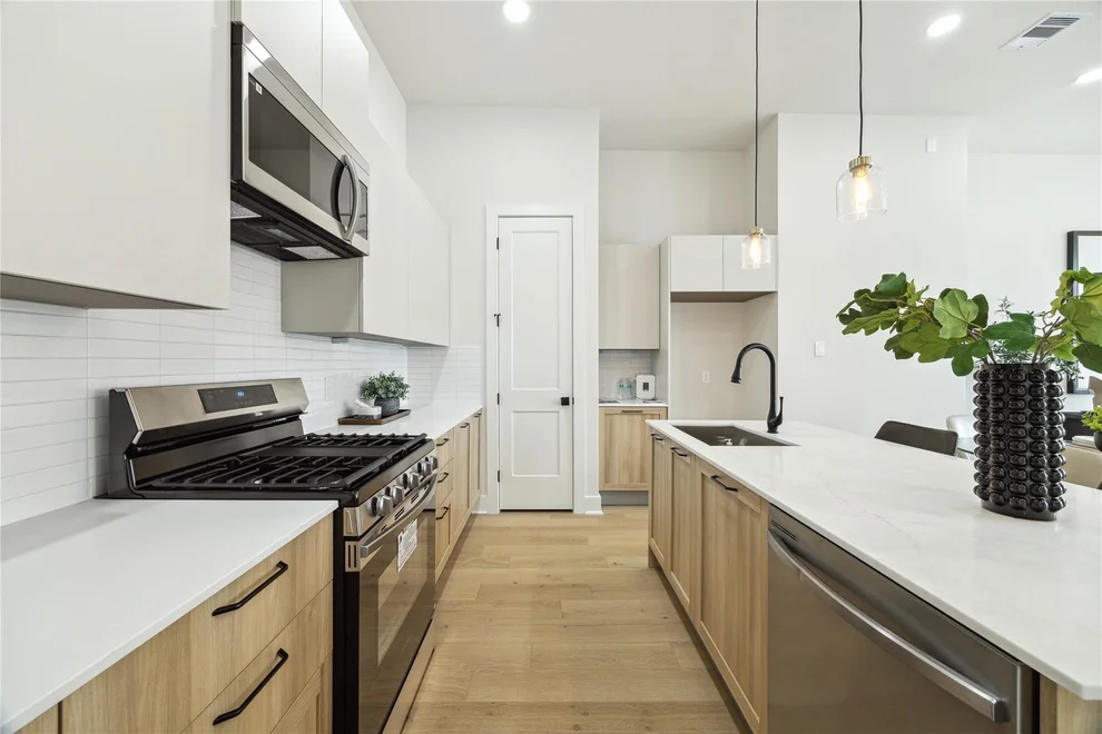 Unit for sale at 3907A Tulane Street, Houston, TX 77018