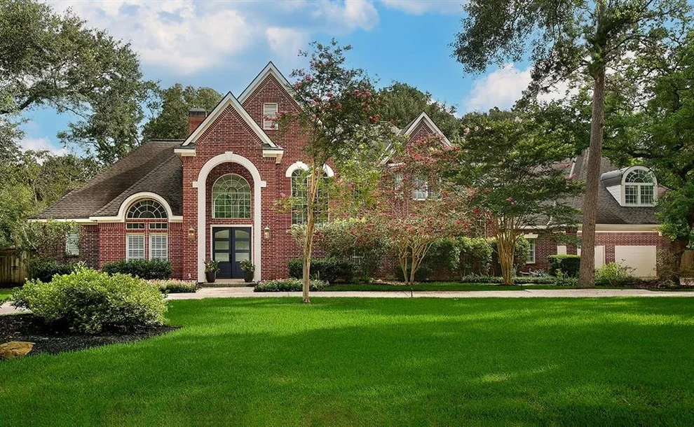Unit for sale at 25 Red Sable Point, The Woodlands, TX 77380