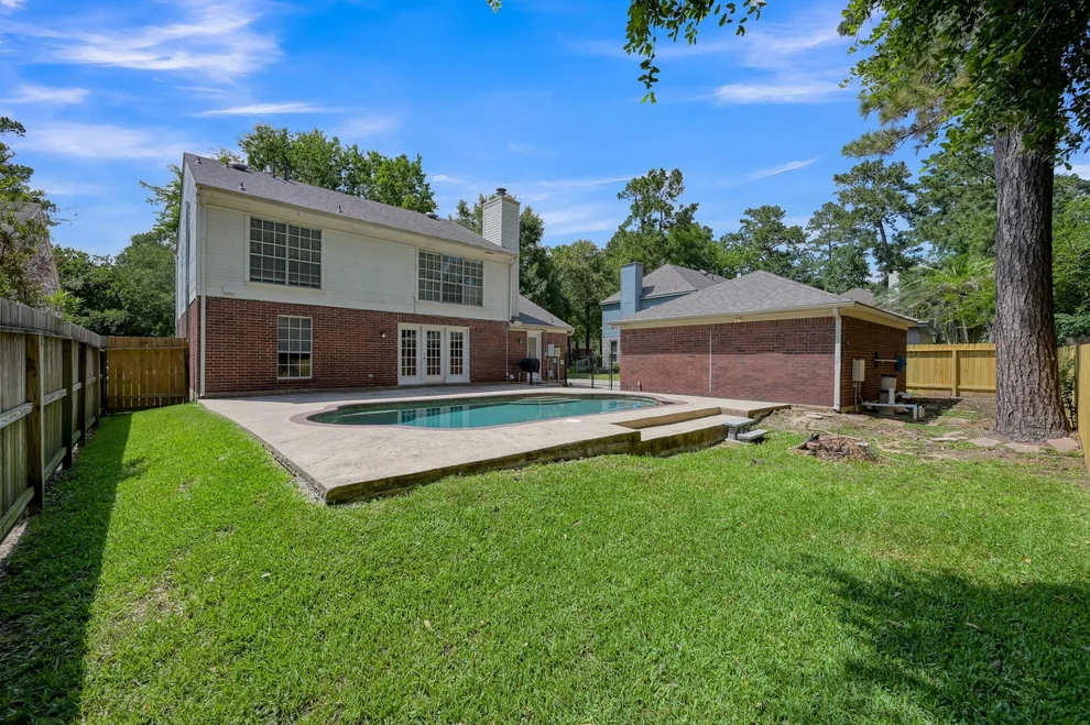 Unit for sale at 80 Eagle Rock Circle, The Woodlands, TX 77381