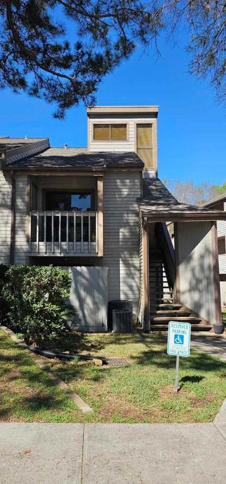 Unit for sale at 3900 Aspen Drive, Montgomery, TX 77356