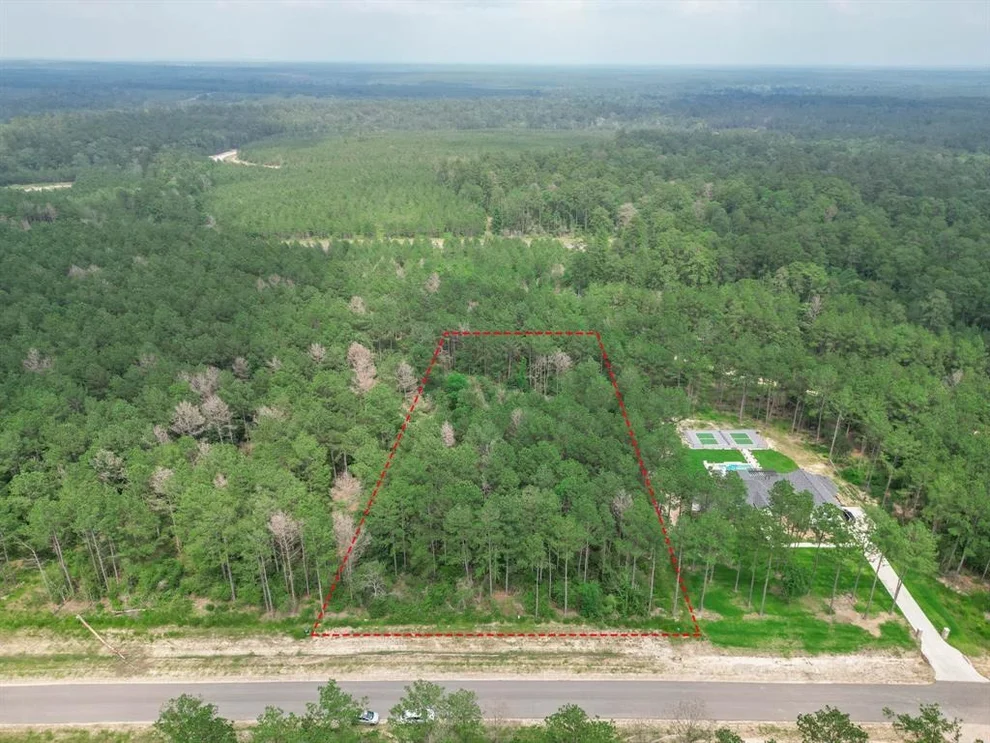 Unit for sale at 15646 Forest Grove Drive, Willis, TX 77378