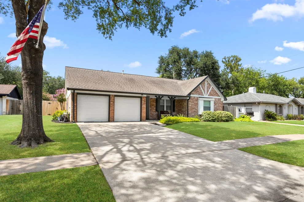 Unit for sale at 12346 Whittington Drive, Houston, TX 77077
