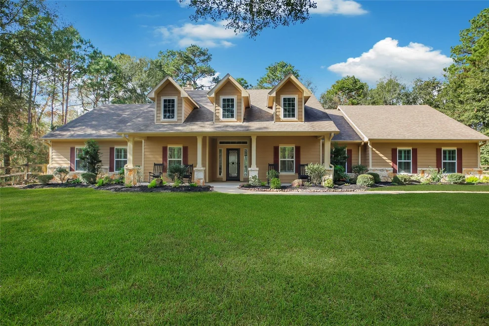 Unit for sale at 317 Ridgelake Scenic Drive, Montgomery, TX 77316
