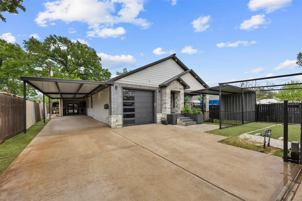 Unit for sale at 10430 Caxton Street, Houston, TX 77016