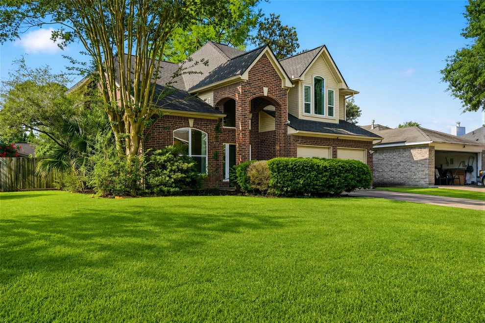Unit for sale at 6111 Sparks Valley Court, Houston, TX 77084