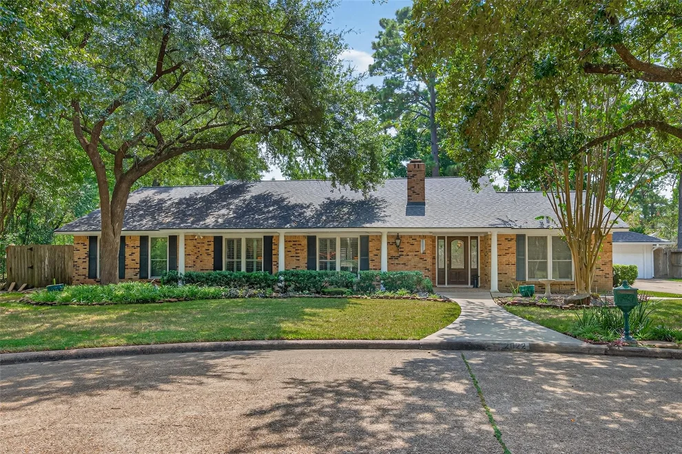 Unit for sale at 2022 Running Springs Drive, Kingwood, TX 77339