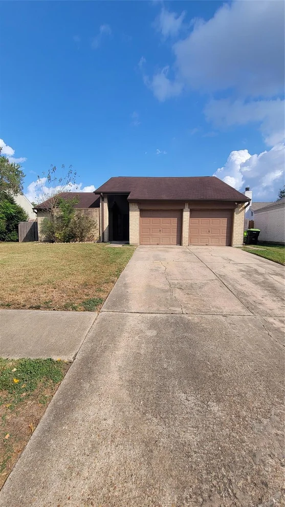 Unit for sale at 1919 Long Barrel Lane, Sugar Land, TX 77489