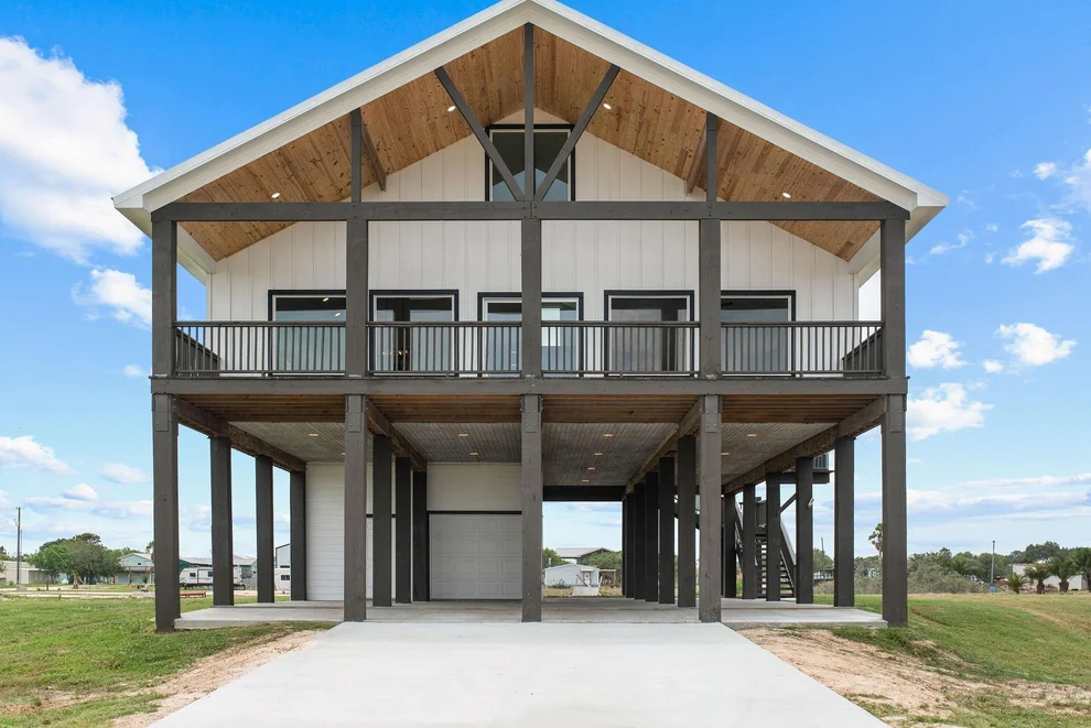 Unit for sale at 809 W Taylor Avenue, Port O Connor, TX 77982