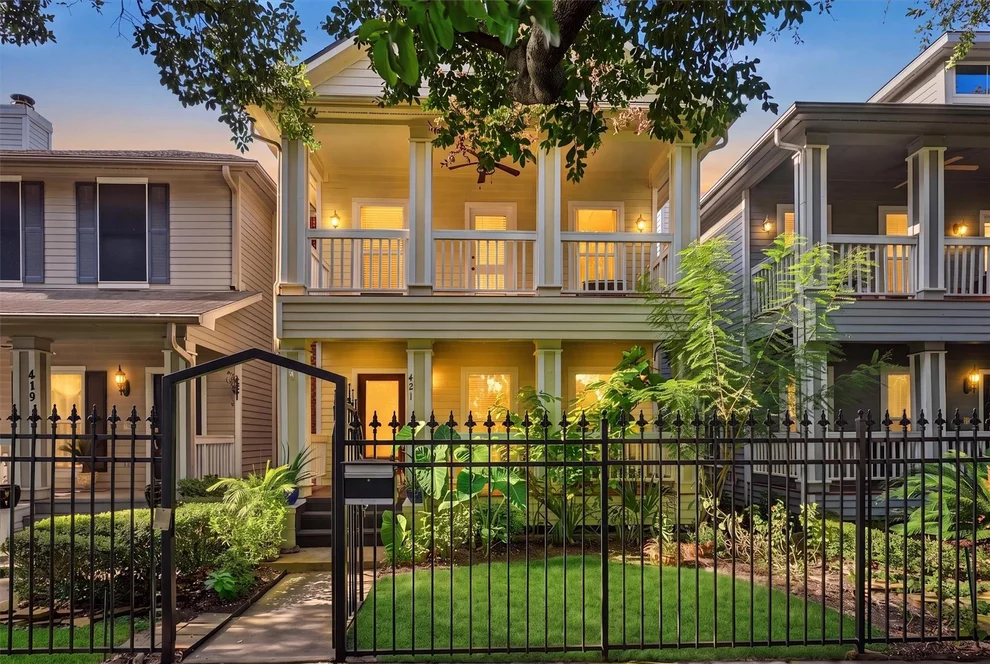 Unit for sale at 421 Westmoreland Street, Houston, TX 77006